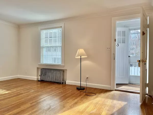 Arlington, MA 02474,63 Bow St #1