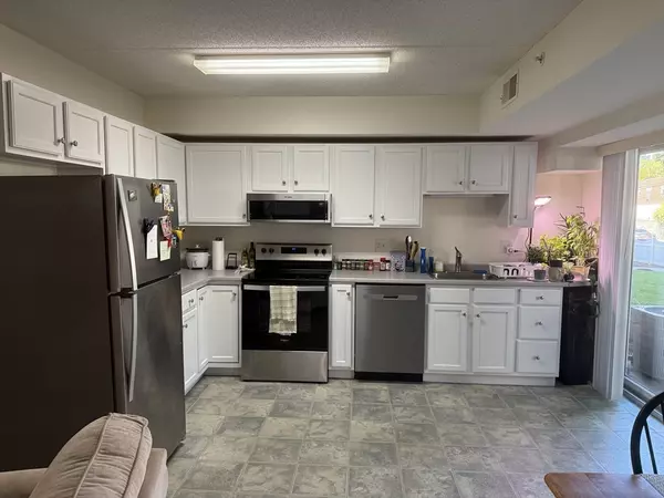 Malden, MA 02148,79 Waite Street Ext. #16