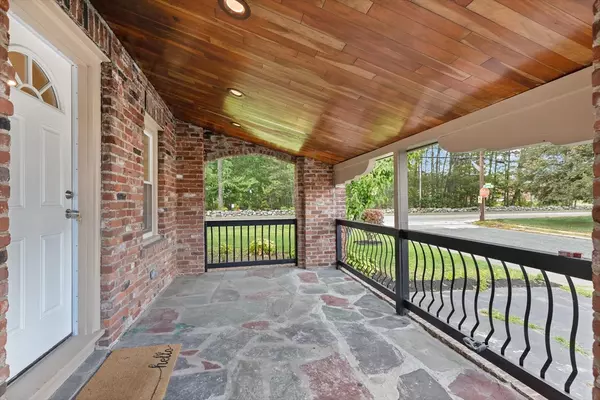 Shrewsbury, MA 01545,129 A-B Maple Ave