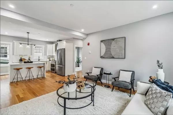 Somerville, MA 02143,16 Alston St #16