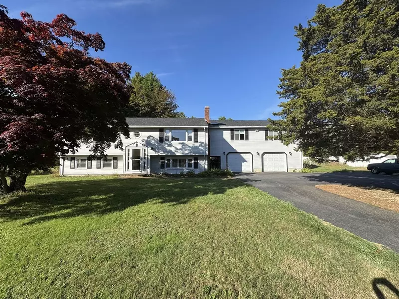 321 Bay Road, Easton, MA 02356