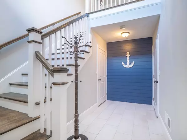 Lakeville, MA 02347,70 Lebaron Blvd #10