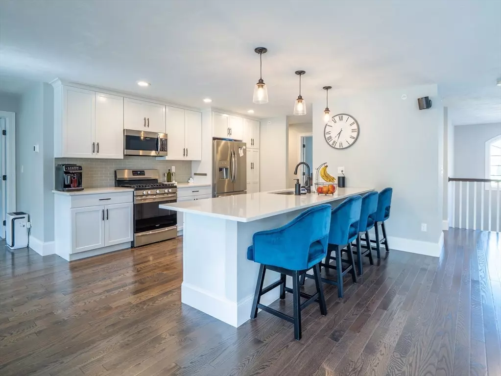 Lakeville, MA 02347,70 Lebaron Blvd #10