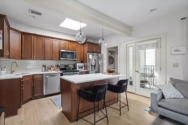 Boston, MA 02127,640 East 8th #640