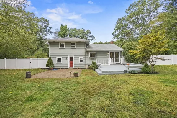 Hanover, MA 02339,61 Deborah Road