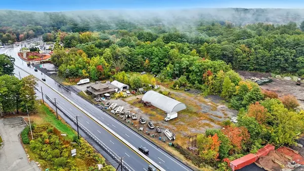 Oxford, MA 01537,120A-124 Southbridge Rd