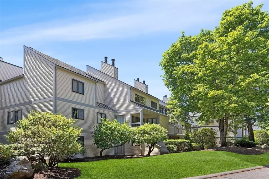 Peabody, MA 01940,1100 Salem St #93