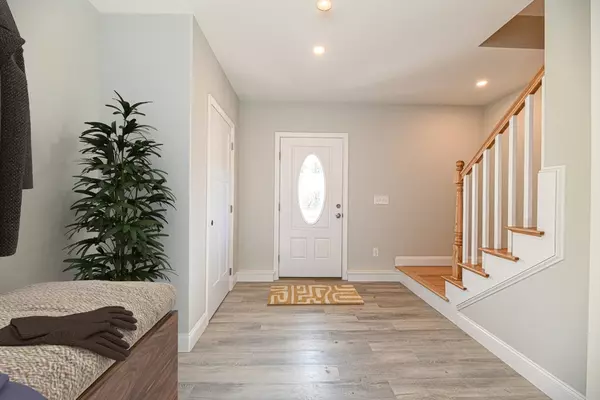 Londonderry, NH 03053,7 Delphi Way #N/A