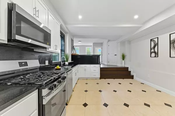 Chelsea, MA 02150,68 Pearl St