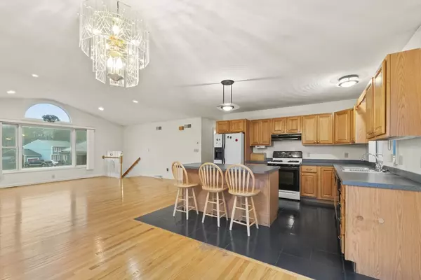 Fall River, MA 02720,72 Ida Lane