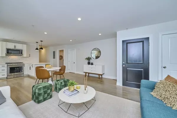 Boston, MA 02130,29 Goldsmith Street #1