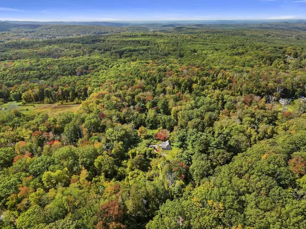 Warren, MA 01083,1212 Southbridge Rd