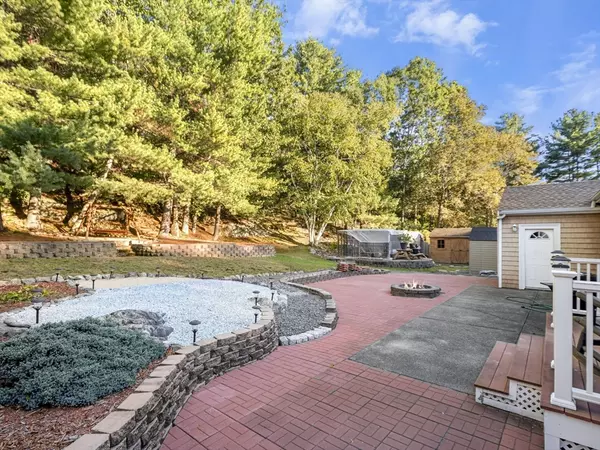 Lynn, MA 01904,43 Moon Road