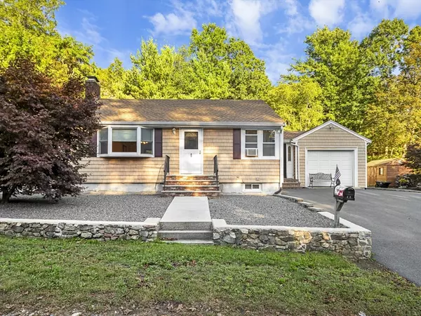 Lynn, MA 01904,43 Moon Road