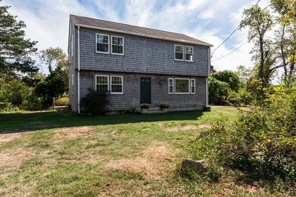 85 Huckleberry Ln, Eastham, MA 02642