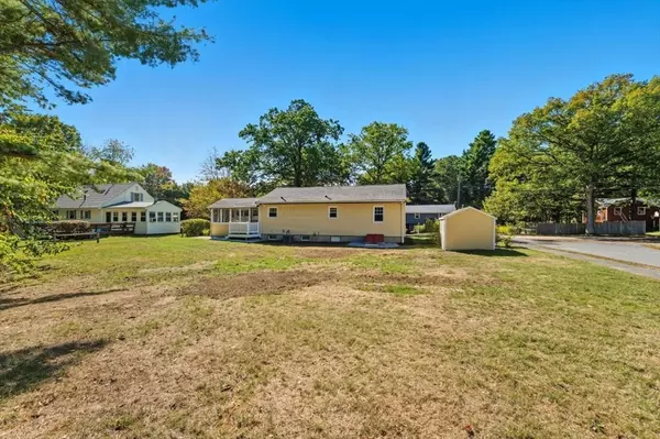 Bellingham, MA 02019,15 Taunton St
