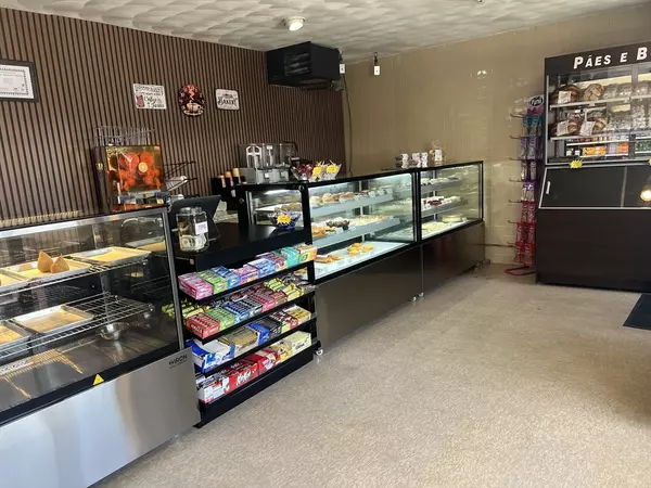 Fall River, MA 02720,297 Lindsey St