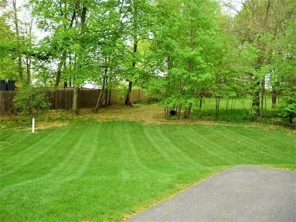 East Bridgewater, MA 02333,90 Central St #2