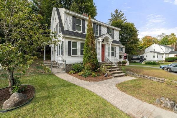 70 Pleasant St, Methuen, MA 01844