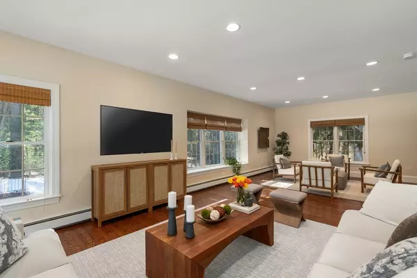 Dover, MA 02030,62 Walpole St