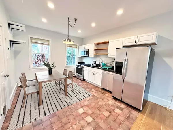 Boston, MA 02128,6 Wilbur Ct #2