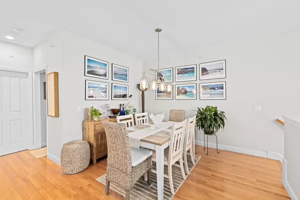 Plymouth, MA 02360,31 Sunflower Way