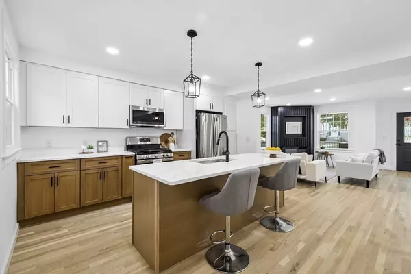 Shrewsbury, MA 01545,7 Wesleyan, St