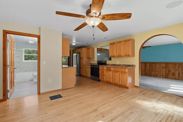 Brimfield, MA 01010,1154 Dunhamtown Brimfield Rd