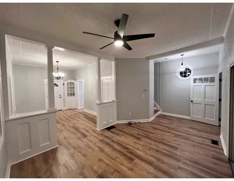 North Andover, MA 01845,11 2nd St #1