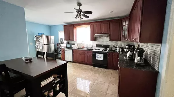 Quincy, MA 02169,29 Summer Street #1