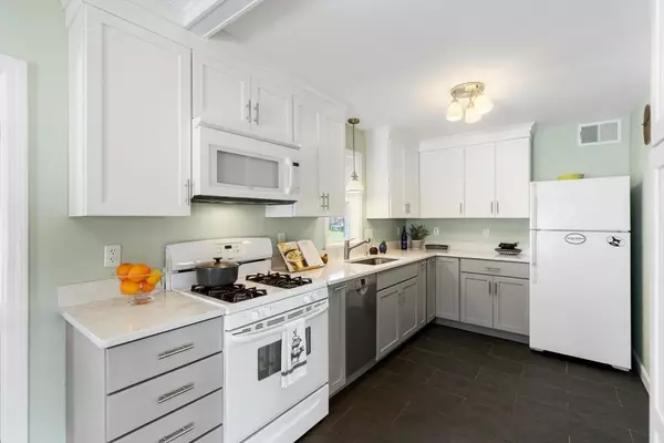 Woburn, MA 01801,9 Pilgrim Rd