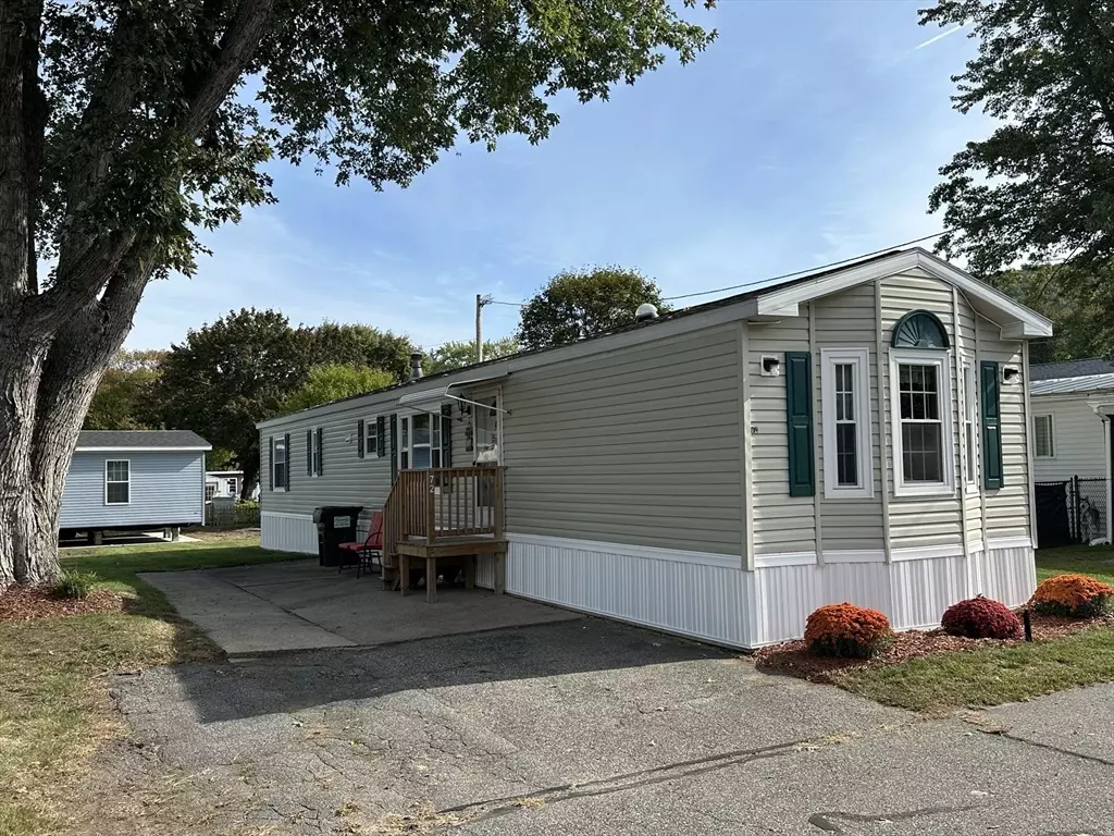 Palmer, MA 01069,72 Quaboag Valley Co Op St #70
