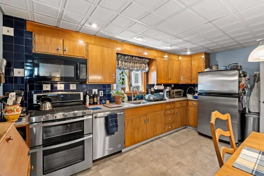 11 Albion Street, Medford, MA 02155