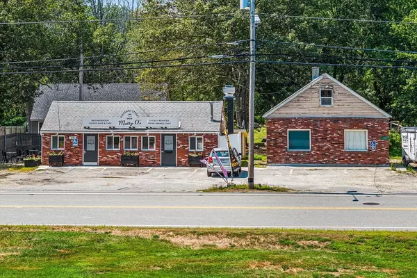 312 Pleasant St #1, Leicester, MA 01524