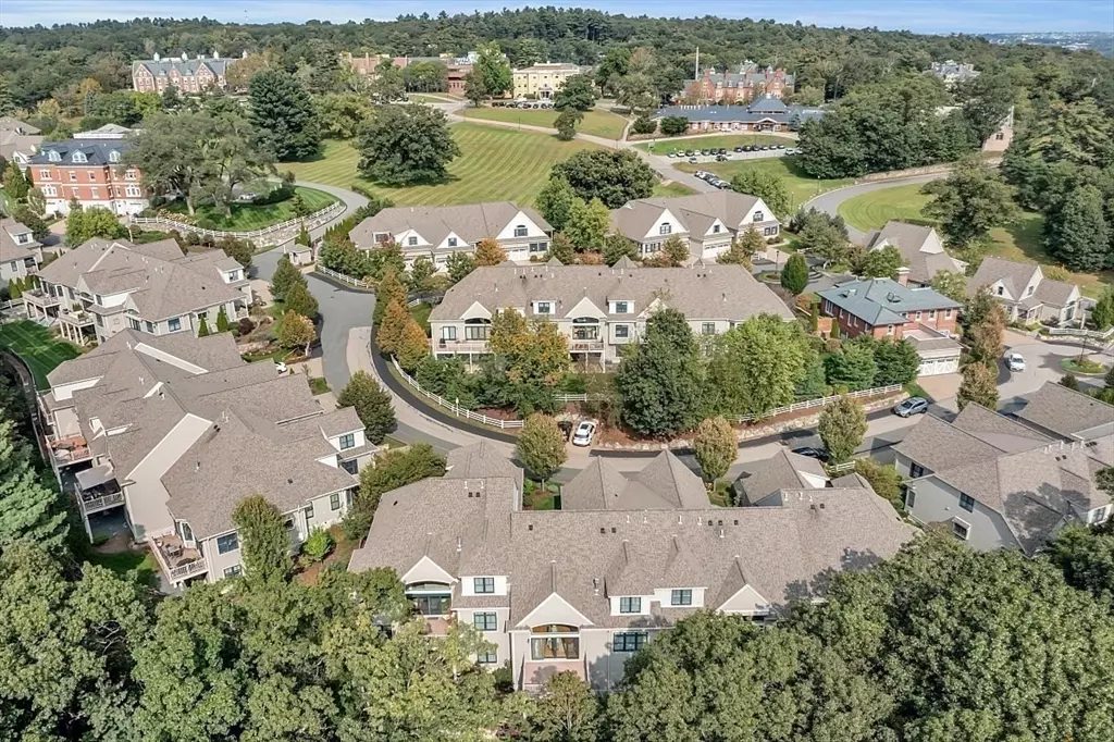 Belmont, MA 02478,51 S Cottage Rd #112