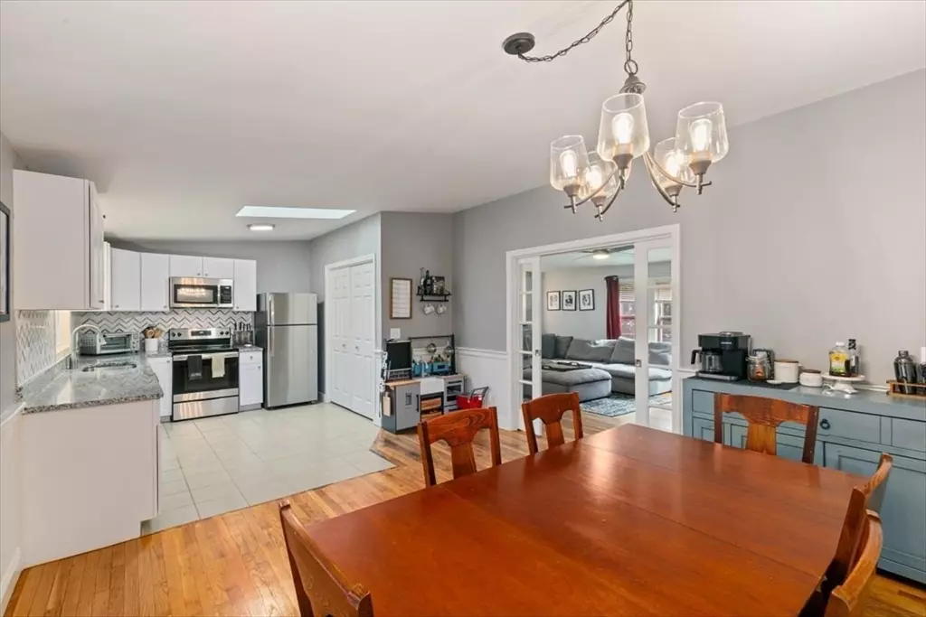 Essex, MA 01929,34 & 34R Pickering St