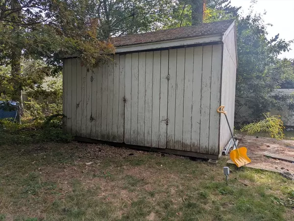 Freetown, MA 02717,3 Abraham Ave