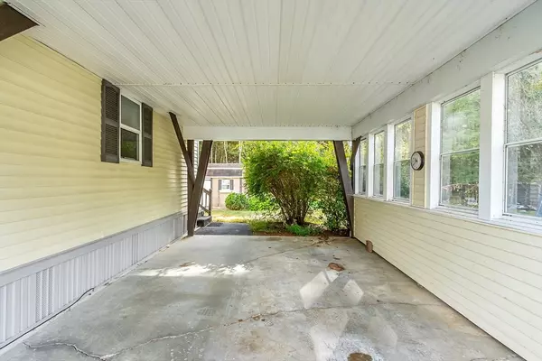 Athol, MA 01331,189 Robert Drive