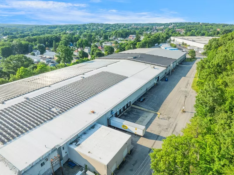 111 Adams St, Clinton, MA 01510