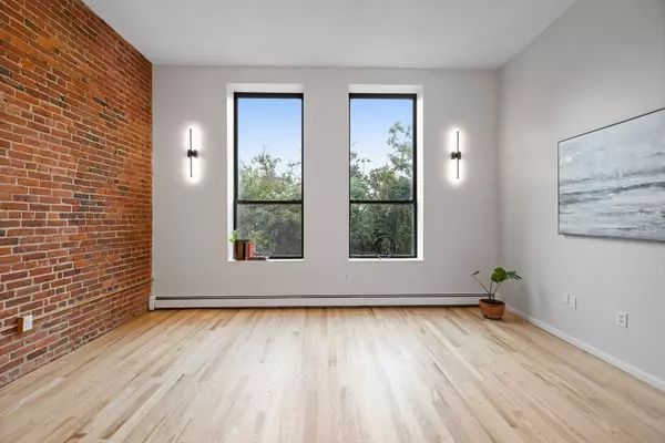 141 Savin Hill Ave #C23, Boston, MA 02125