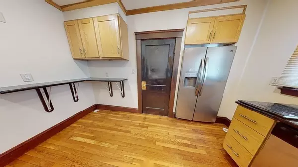 Boston, MA 02124,10 Oconnell Road #1