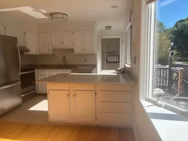 Woburn, MA 01801,25 Merrimac #25