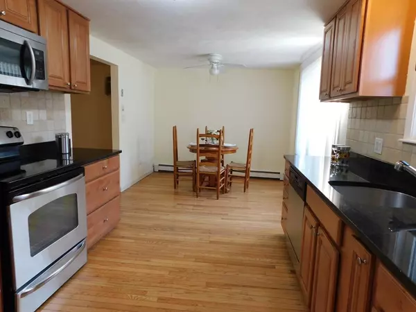 Canton, MA 02021,251 Neponset St #2