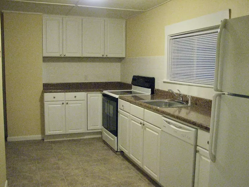81 School St #5, Milford, MA 01757