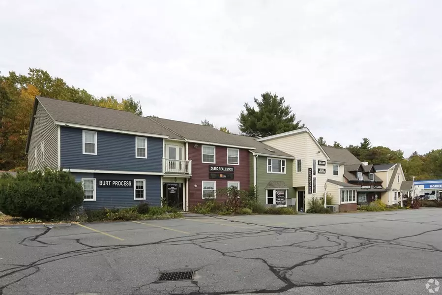 404 Middlesex Rd, Tyngsborough, MA 01879