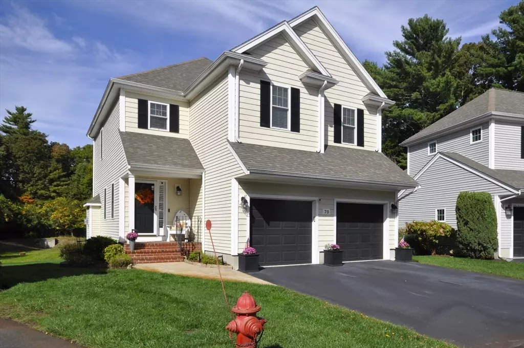 East Bridgewater, MA 02333,70 Surrey Ln #000000000