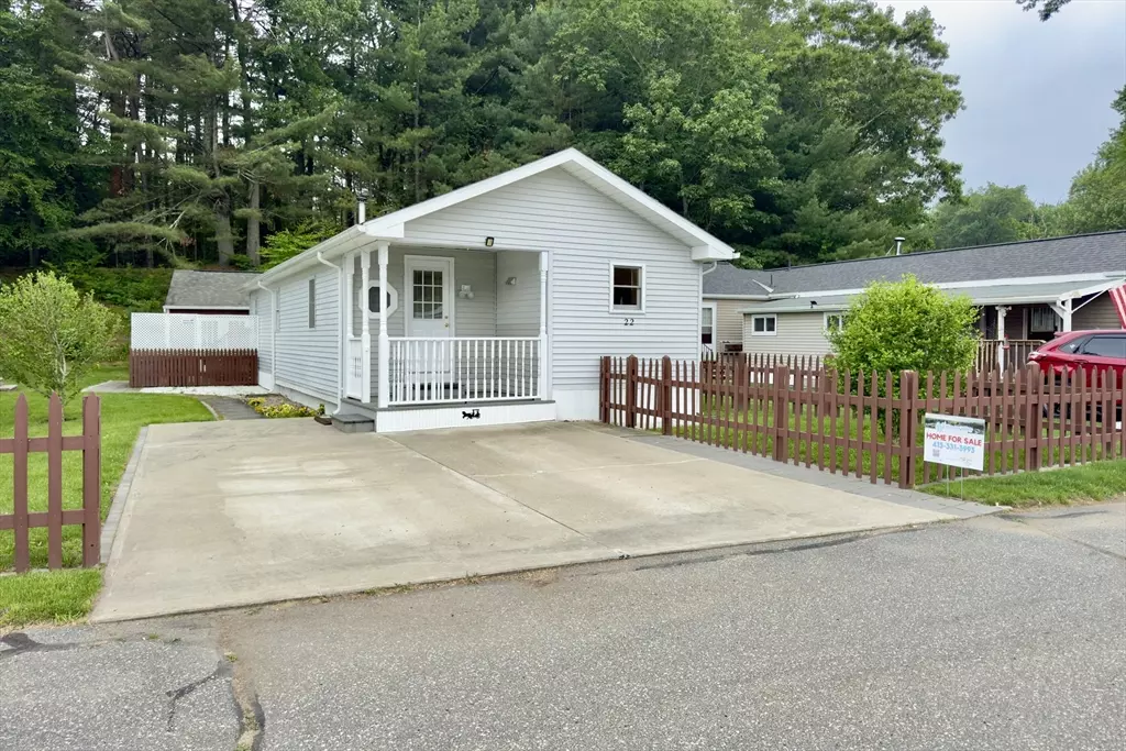 Palmer, MA 01069,22 Quaboag Valley Co Op St.