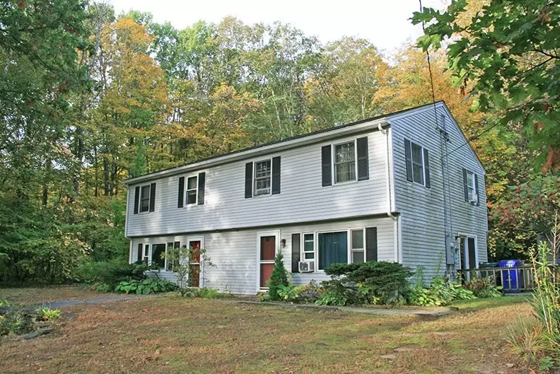 147 Pantry Road, Hatfield, MA 01035