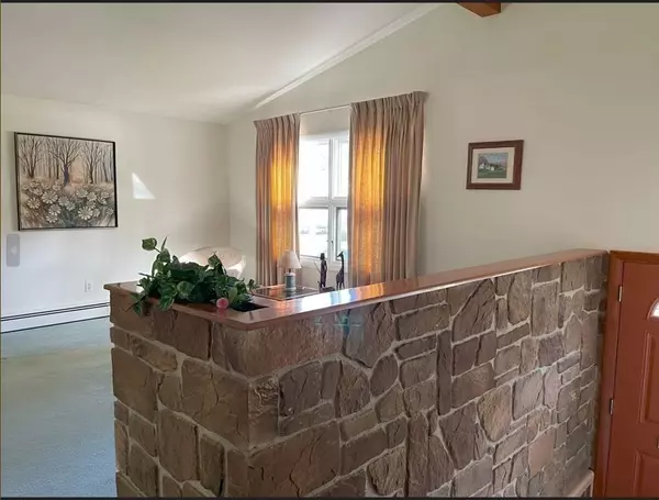 West Boylston, MA 01583,20 Winthrop St