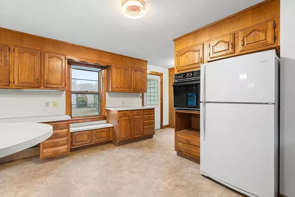Weymouth, MA 02190,41 Oak St